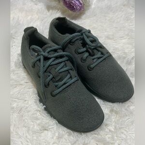 AllBirds  Women's Wool Runner Green Size 8